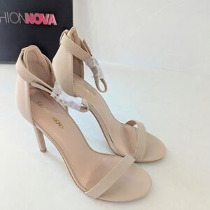 Fashion Nova Women's Nude Heels